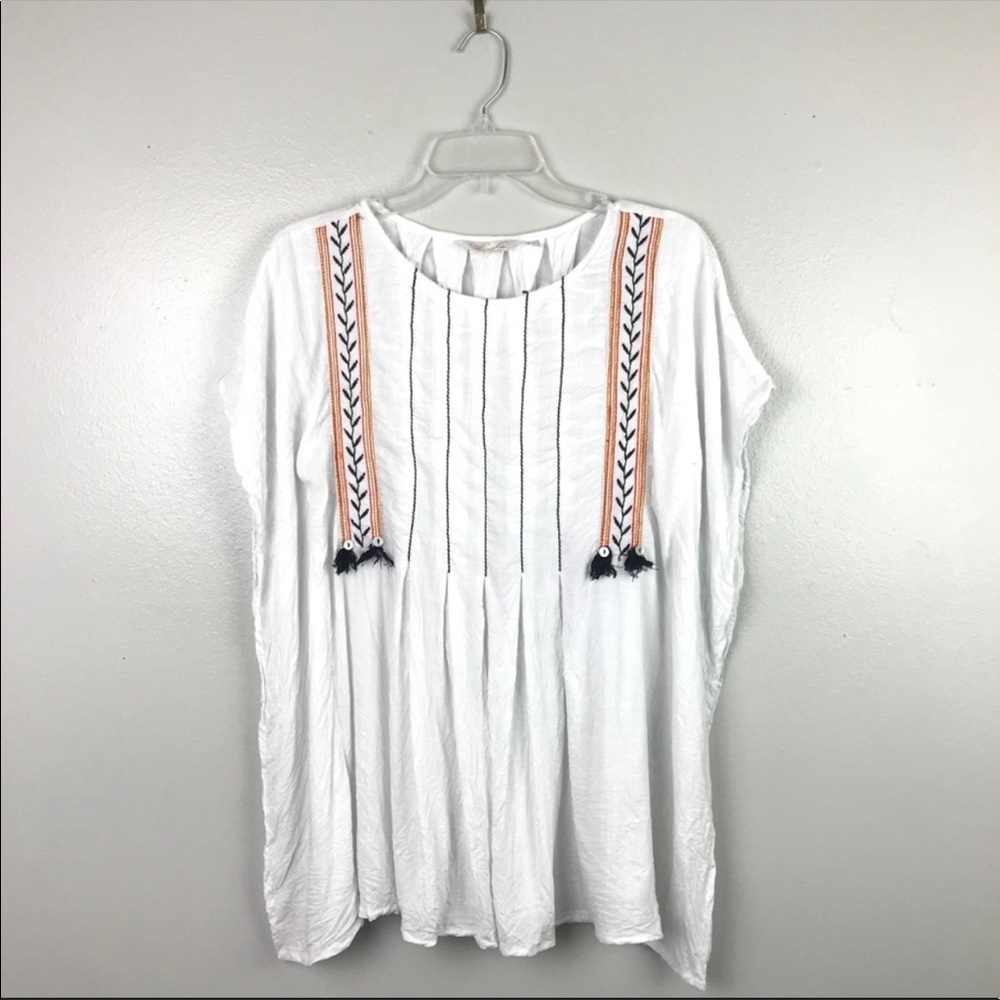 Tavisha | Embroidered Butterfly Sleeve Boho Top M